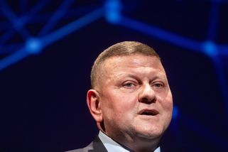 NATO je zastaralé, Ukrajina se k němu nikdy nepřipojí, řekl Zalužnyj. Podle generála není aliance připravená na boje 21. století
